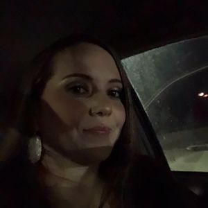 Meet your Posher, Marisa